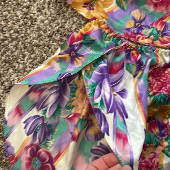 Vintage California Dynasty 2 Piece Sleeveless Short Floral Pajama Set - Picture 9 of 14